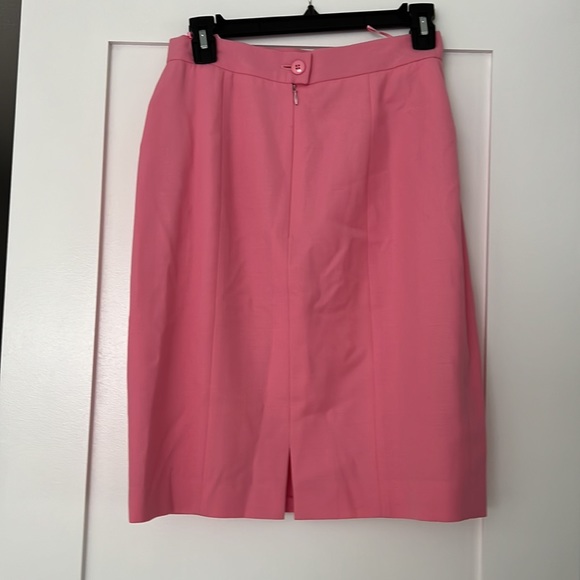 Escada skirt - Picture 3 of 5